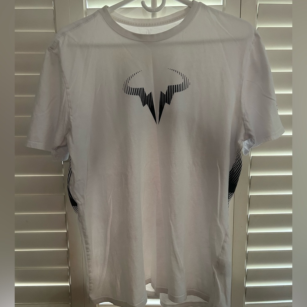 White Men’s Nike Tennis Rafael Nadal Shirt